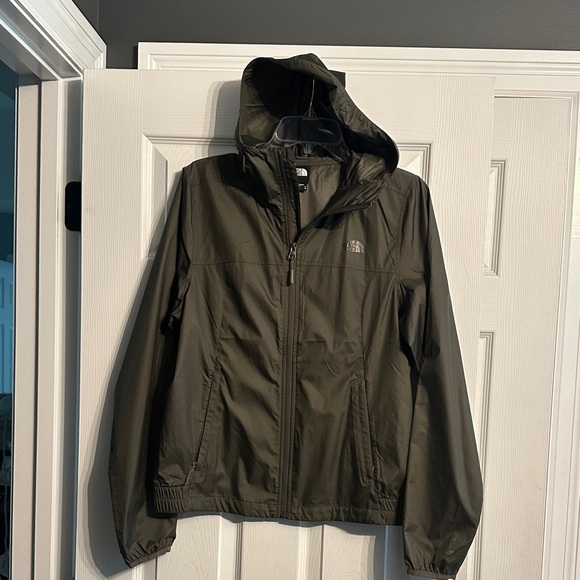 The North Face Women's Olive Windbreaker - Picture 1 of 6